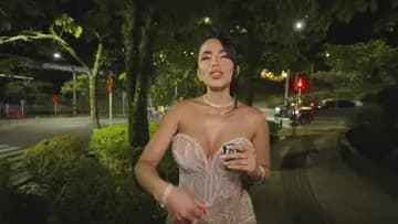 kari escolta