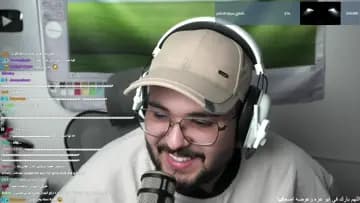 الرجل اللطيف يلعب لعبه رعب