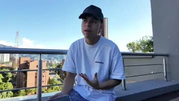 Clips