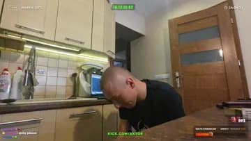 remo pokazał swoje jajeczka O_O