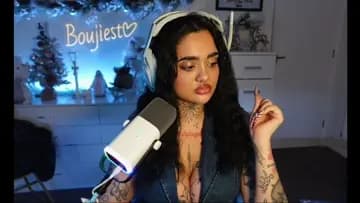 KAI WITH THE 200 GIFTEDDDD