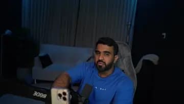 ولد رحمه يضحك ههههه