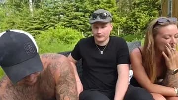 TT