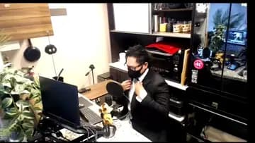 スーツ姿