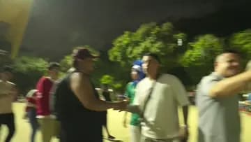 Si