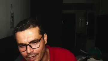lou ya met5adhel