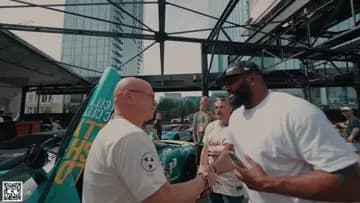 RamPage JacKSon -  Pilobolus In Mini Cooper