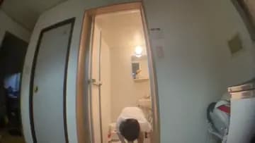 嘘鳩に騙され風呂を洗うぽんちゃん