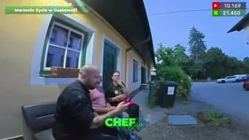 Janek pokazuje Ciotce jak się Tornado