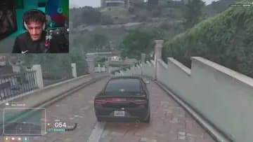 ٠٠