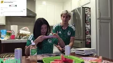 Amaanda presses zavalas mom?🤔