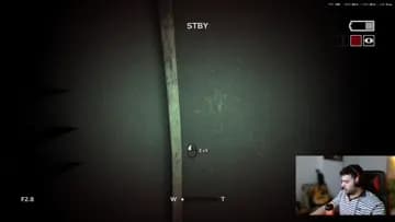 ،،