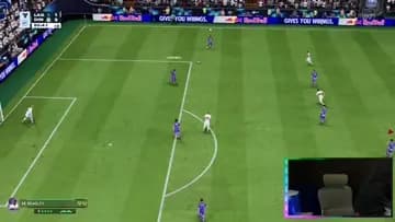 E vocês ainda falam que não é a cadeira que joga